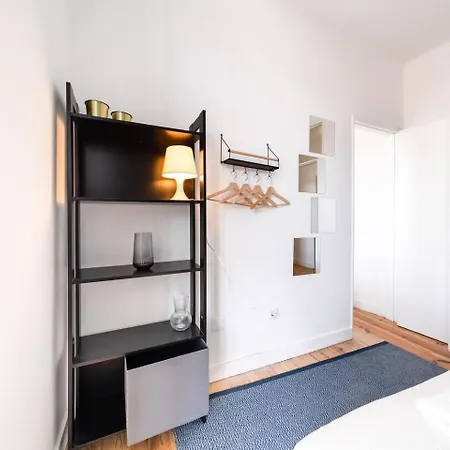 Lägenhet Riverfront Elegance 41br Spacious Retreat