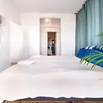 Riverfront Elegance 41br Spacious Retreat Lizbona