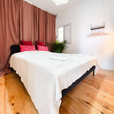 Riverfront Elegance 41br Spacious Retreat * Lisboa