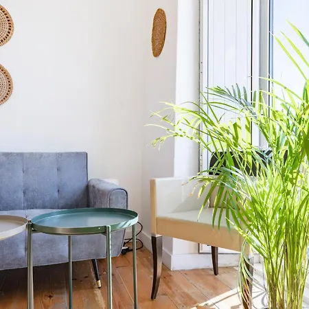 Riverfront Elegance 41br Spacious Retreat 리스본