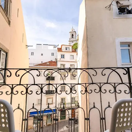 Riverfront Elegance 41br Spacious Retreat Lisbona